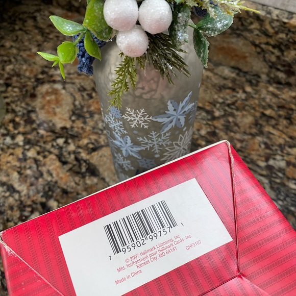 🎅🏻 HALLMARK KEEPSAKE KIDS SWEET TOOTH SANTA SHAKER. RARE & RETIRED! - Picture 5 of 6